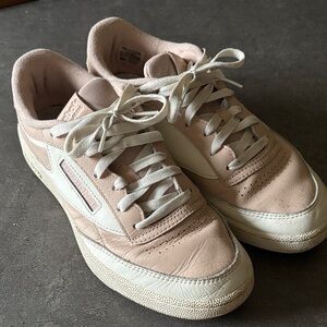 Reebok Women's Sneakers in Pale Pink and Ivory